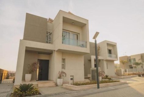 تاون هاوس ريسيل للبيع فى باديه    townhouse resale for sale 2