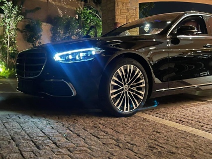 ستأجر مرسيدس s450 اليوم لرحلة مريحة وأنيقة  1