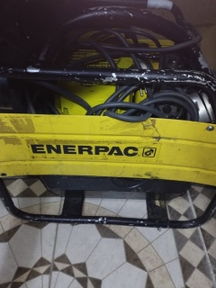  مكنة تعزيم (للايجار اليومى) Enerpac I 1500 بار مع الهدود بمقاسات